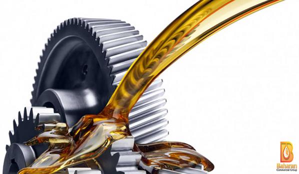 What are the types of engine oil?